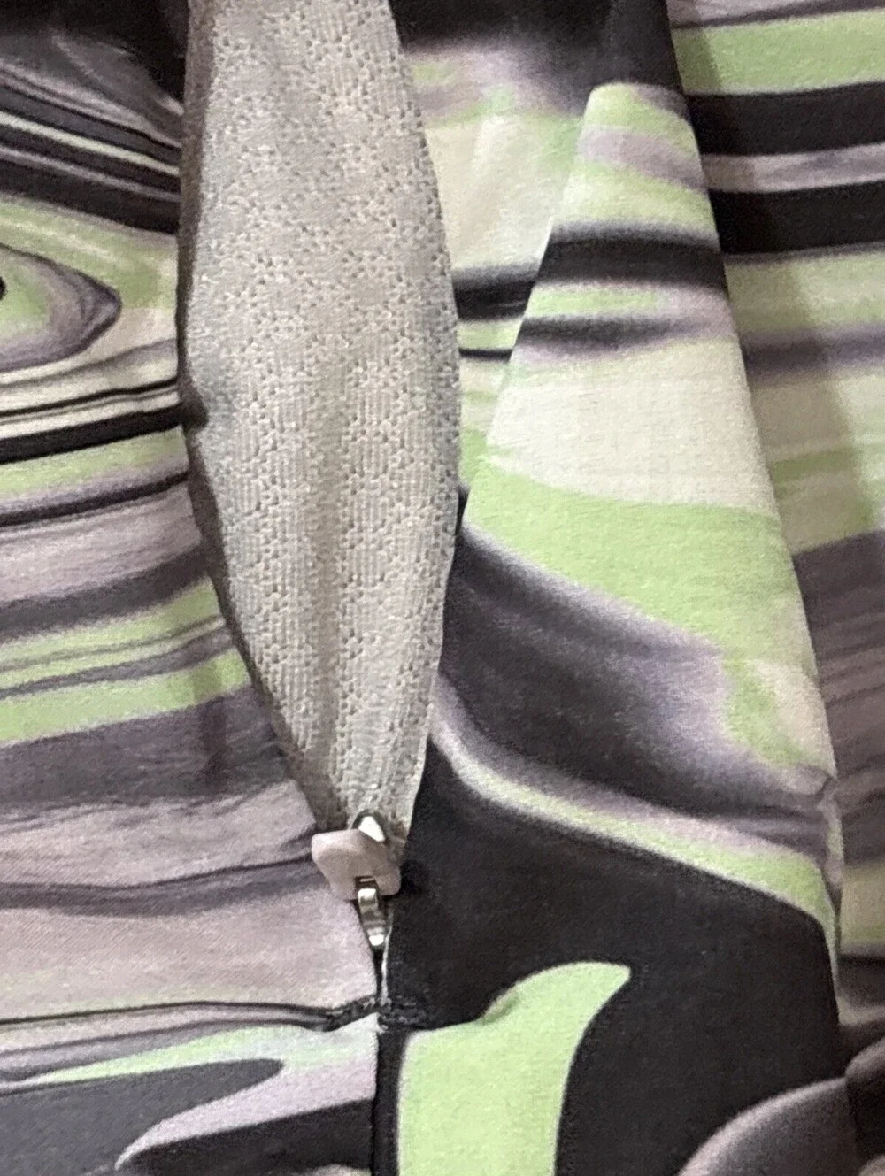 Lululemon Hottie Hot High Rise Ribbed Waistband Paint Glide Warped Crome Pattern